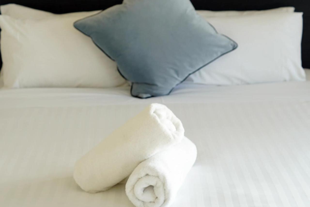 Captains Cove Resort - Waterfront Apartments Paynesville Εξωτερικό φωτογραφία