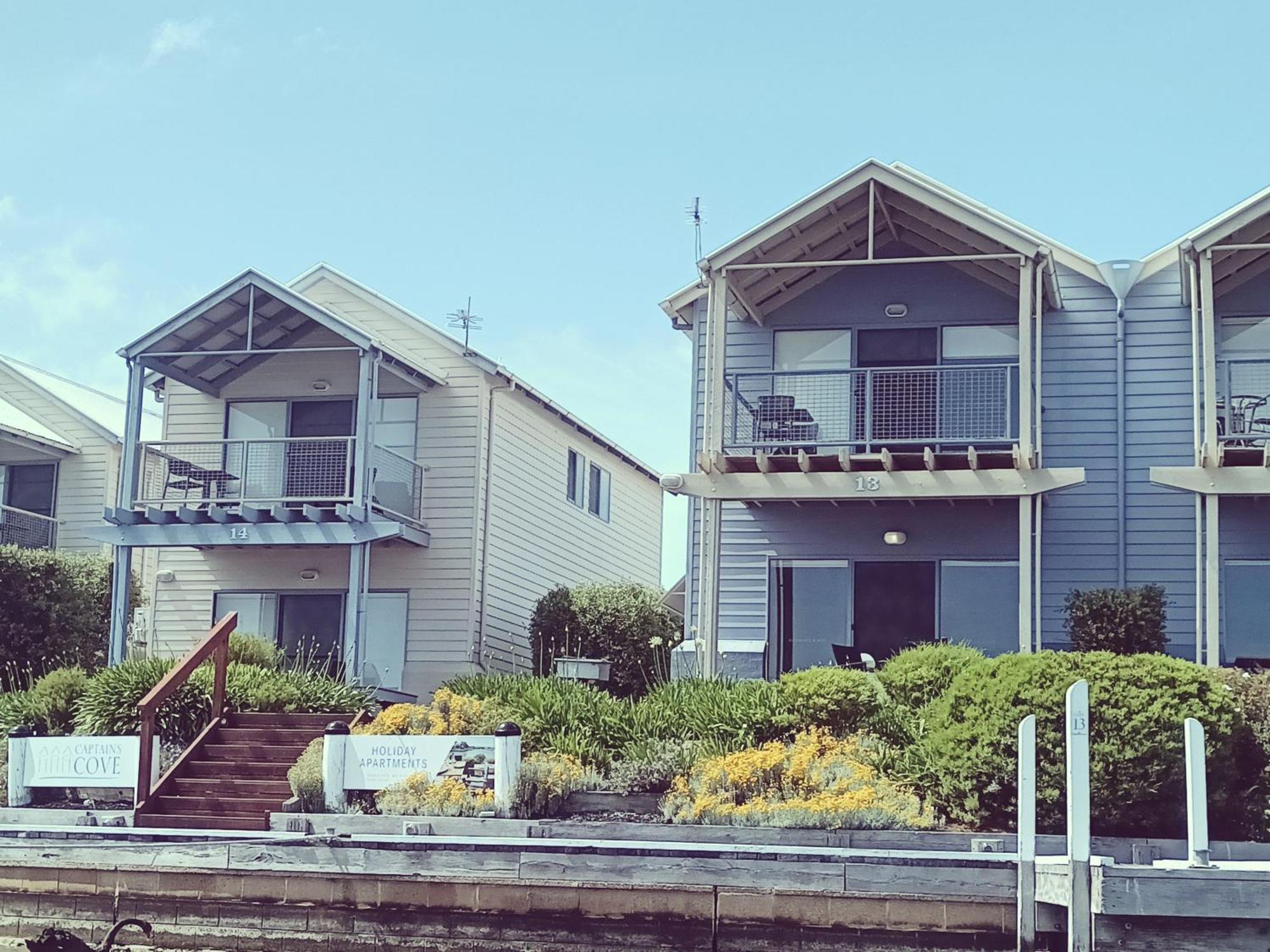 Captains Cove Resort - Waterfront Apartments Paynesville Εξωτερικό φωτογραφία